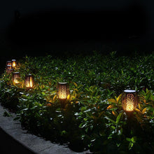 Charger l&#39;image dans la galerie, FLAMMY® Lampe torche à énergie solaire